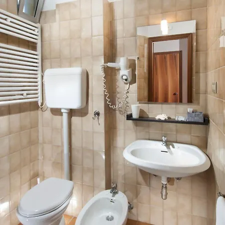 Le Querce 3* Senigallia