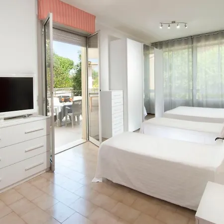 Le Querce 3* Сенигаллия